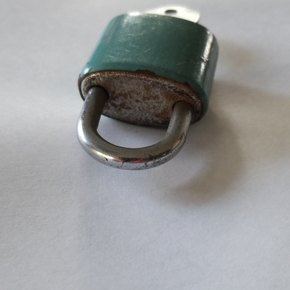 Vintage Enamel Padlocks China Diamond - Picture 4 of 7